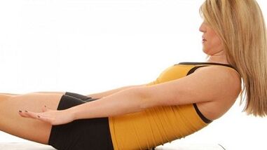 cómo hacer ejercicios para adelgazar en el estómago y los costados